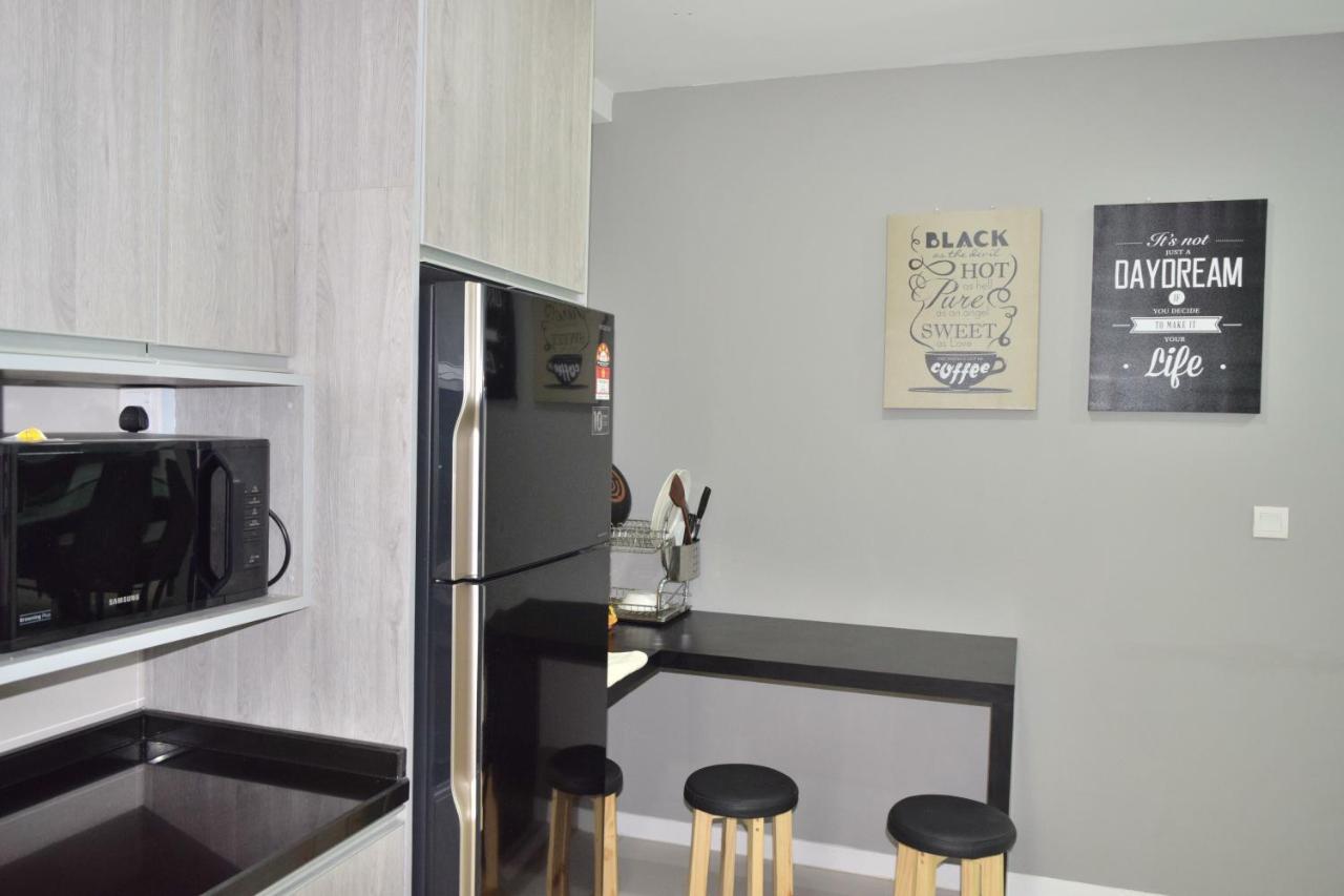 Sutera Avenue Kota Kinabalu Apartment Bagian luar foto