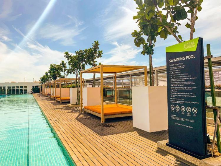 Sutera Avenue Kota Kinabalu Apartment Bagian luar foto
